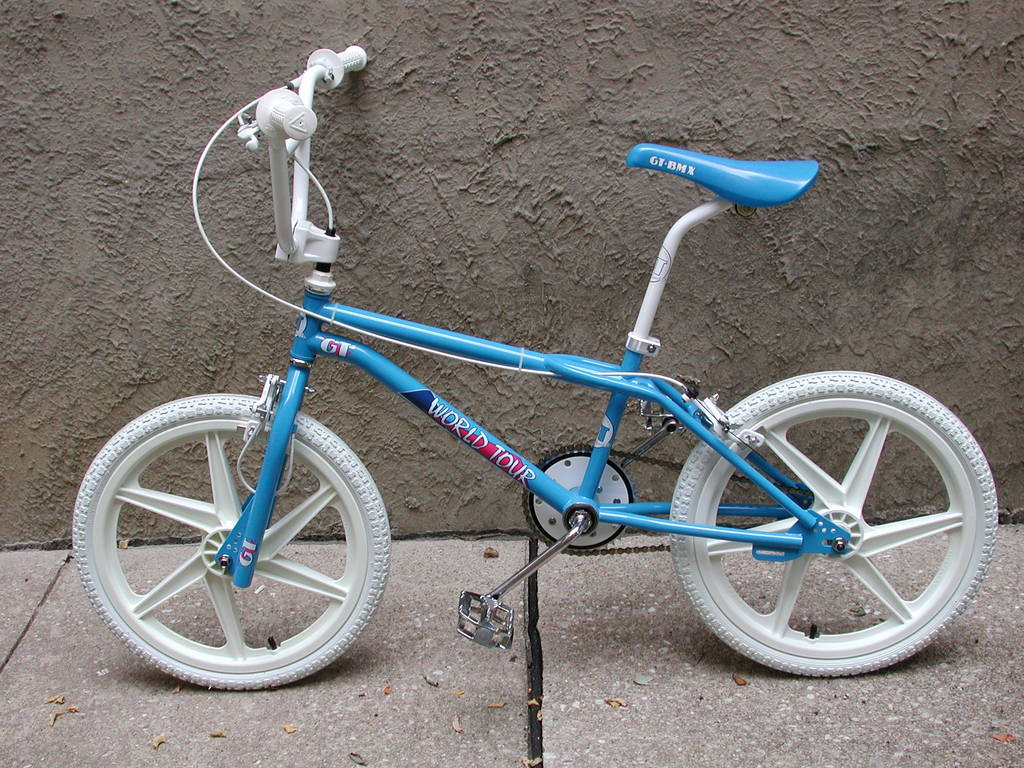 1986 Gt performer blue - Image 2