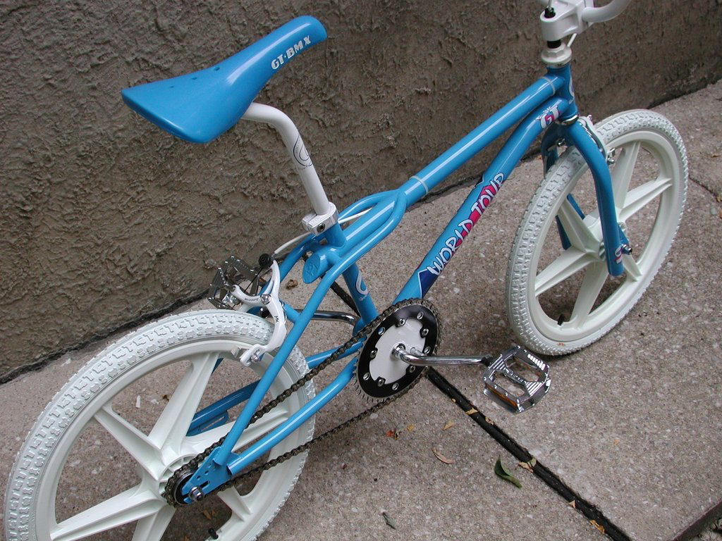 1986 Gt performer blue - Image 4