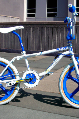1988 GT Performer BMX – Blue & White.