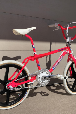 1987 GT Performer – Hot Pink with Black Mag Wheels