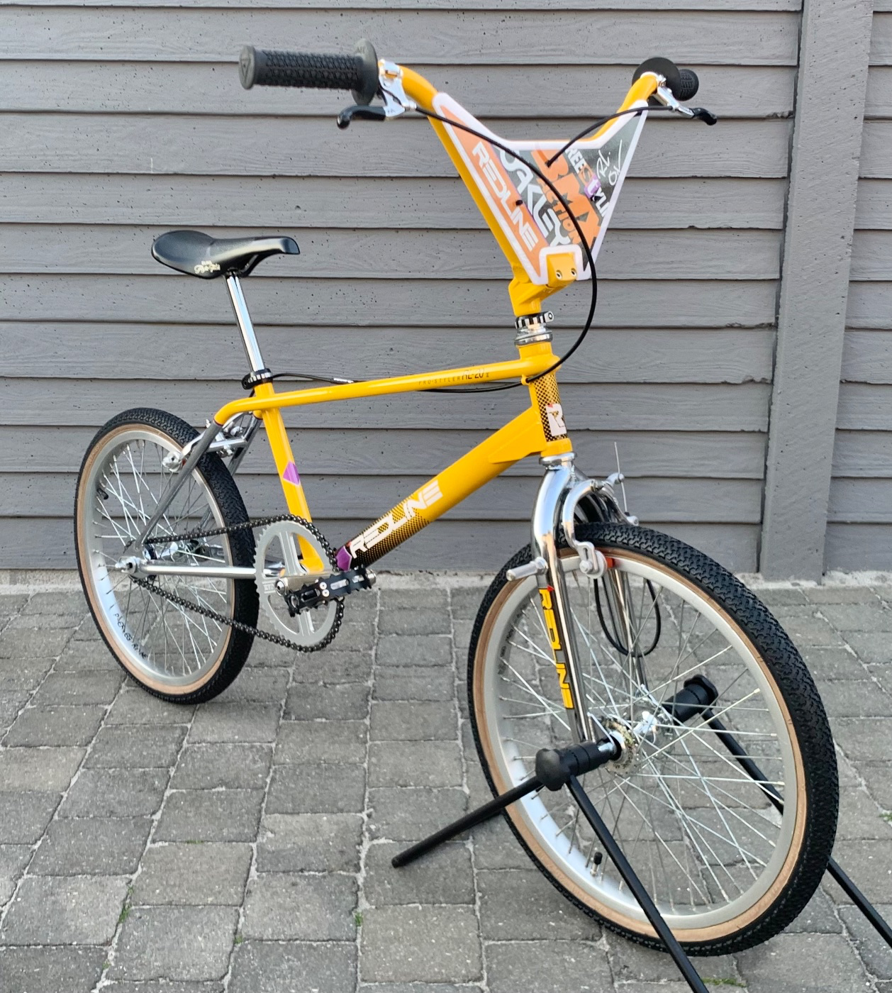 1986 Redline Rl20II.