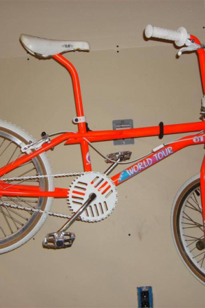 1987 Gt world Tour orange