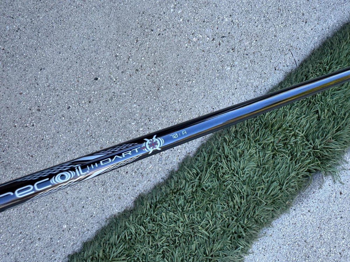 Callaway Elyte Graphite Irons (6–P) – Right Handed, Mamiya Recoil DART 70R - Image 3