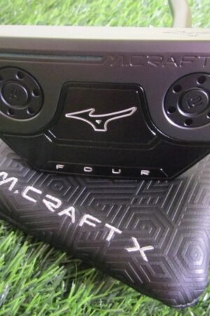 Mint Mizuno M. Craft X FOUR B4 Putter, 35", Headcover