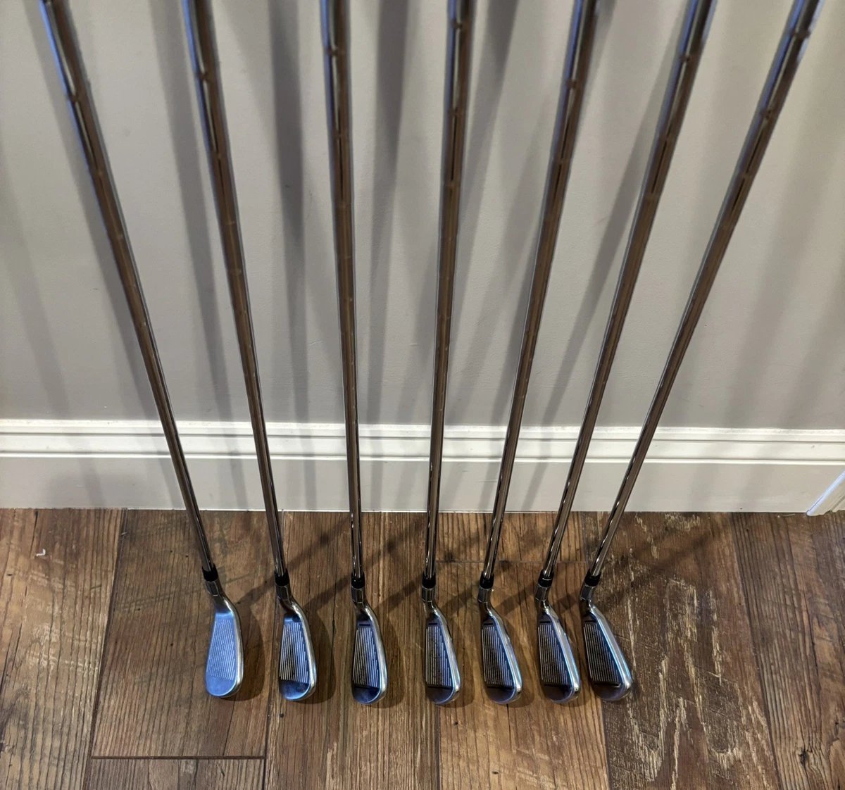 Taylormade Left Handed M4 Irons Set (4-PW) Regular KBS Max 85g Steel - Image 5