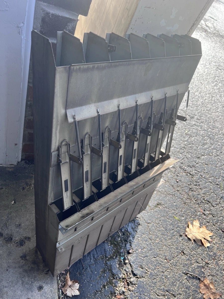 Vtg 1930’s Swag Art Deco Rowe Cigarette Vending Machine Modern Mid Century Parts - Image 4