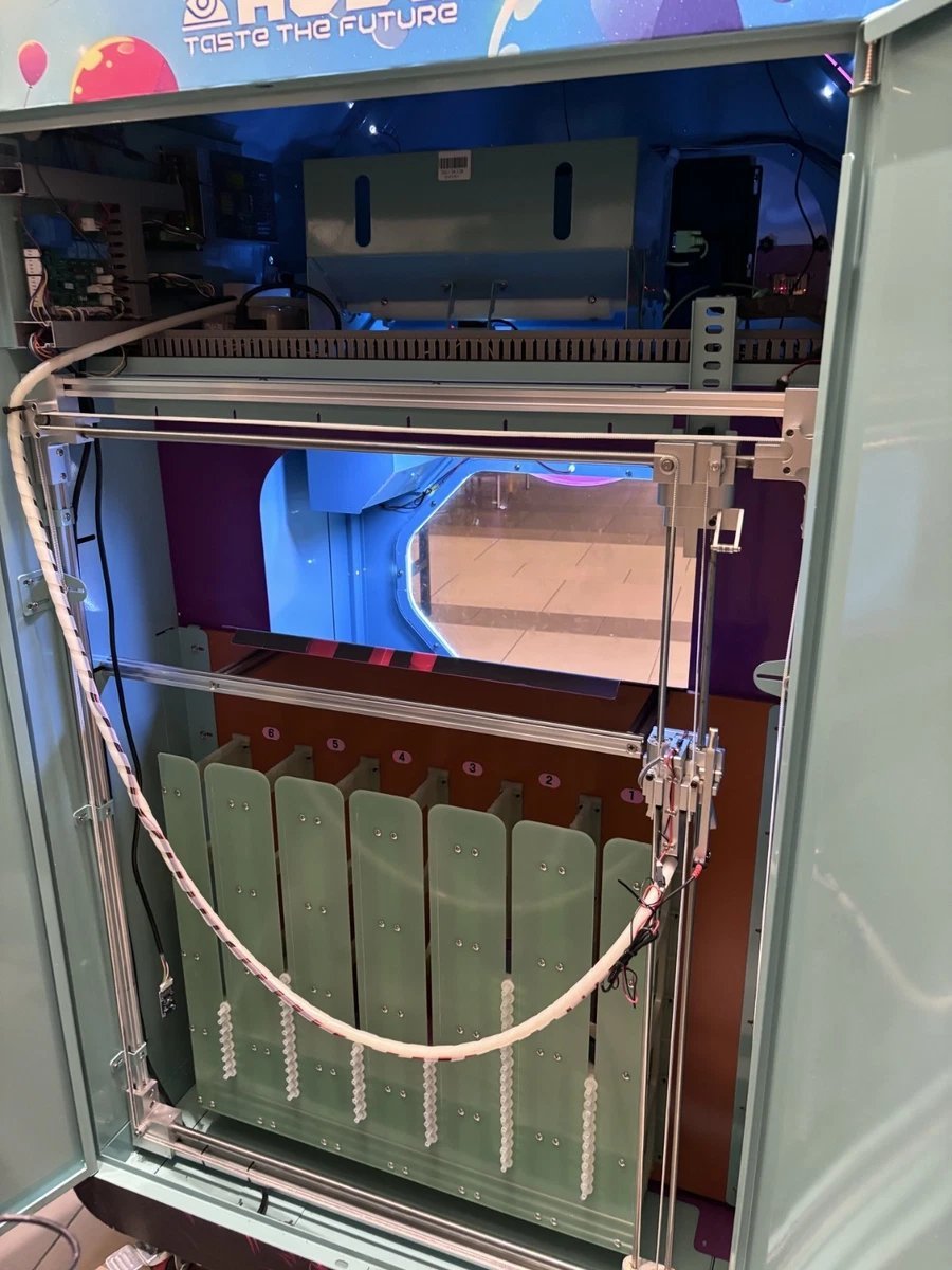 🔥 ROBO BALLOON BOT VENDING MACHINE 🔥 $1,000+ Inventory/ Turn-Key Business! - Image 2