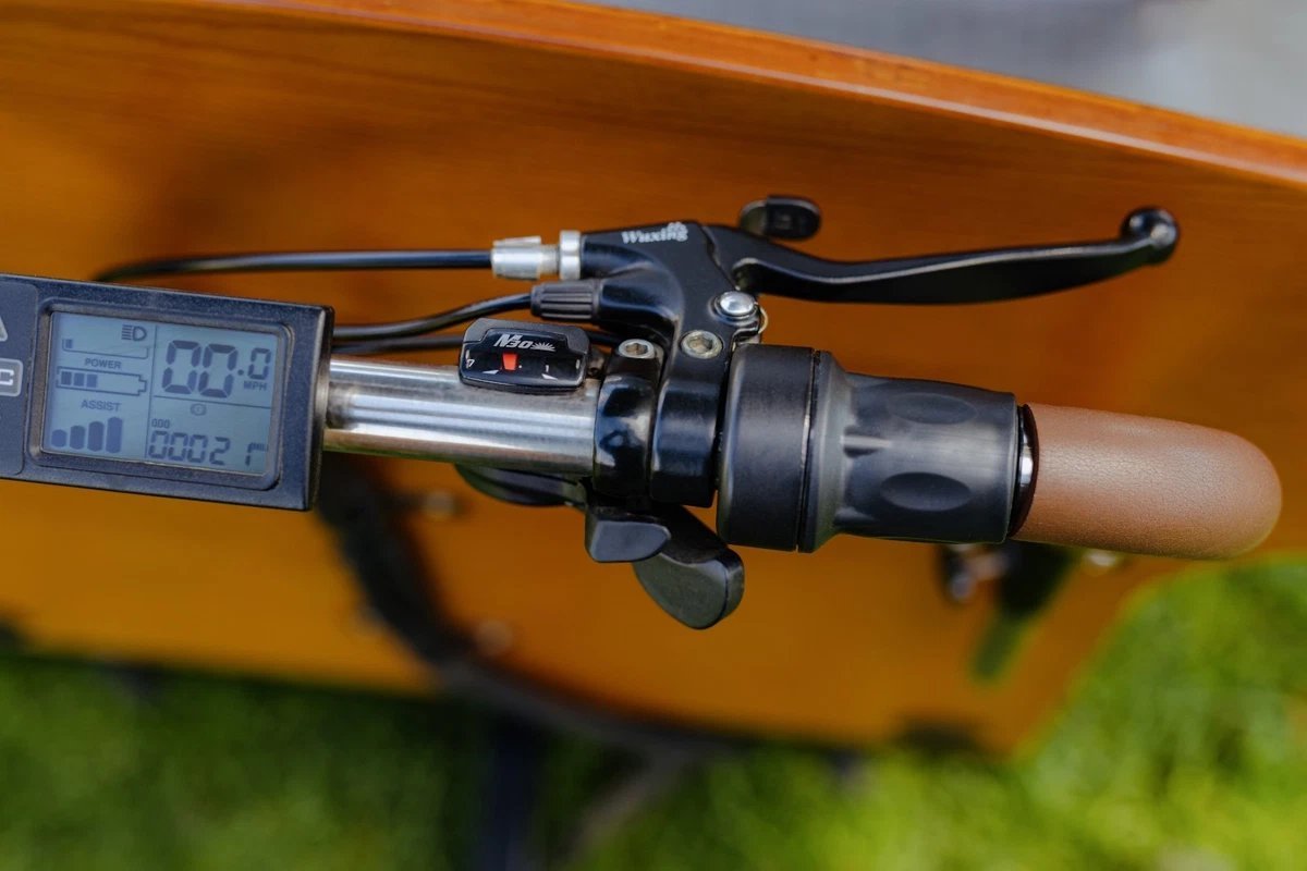 For Sale: Ferla X Electric Coffee Vending Bike – The Ultimate Mobile Coffee Cart!