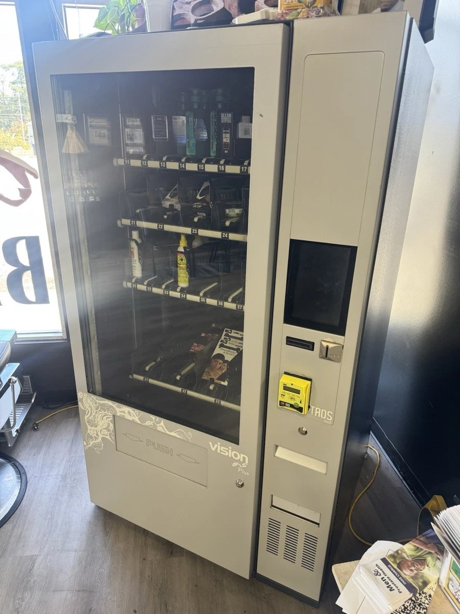 Jofemar Vision E-S Vending Machine With 10-Inch Touch Screen - Image 5