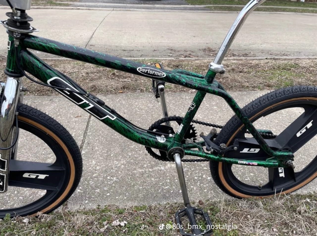 ❗️NEATLY USED FOR SALE❗️1997 GT Performer BMX