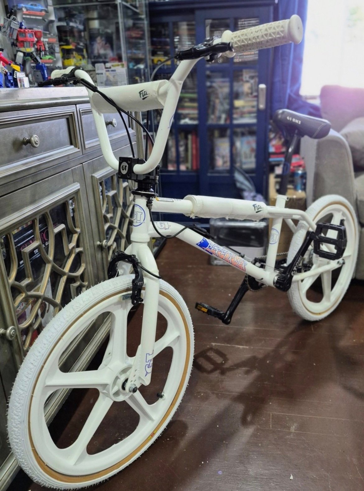 2019 GT Pro Performer Heritage BMX Bike 20" White, With Add Ons (Discontinued) - Image 6