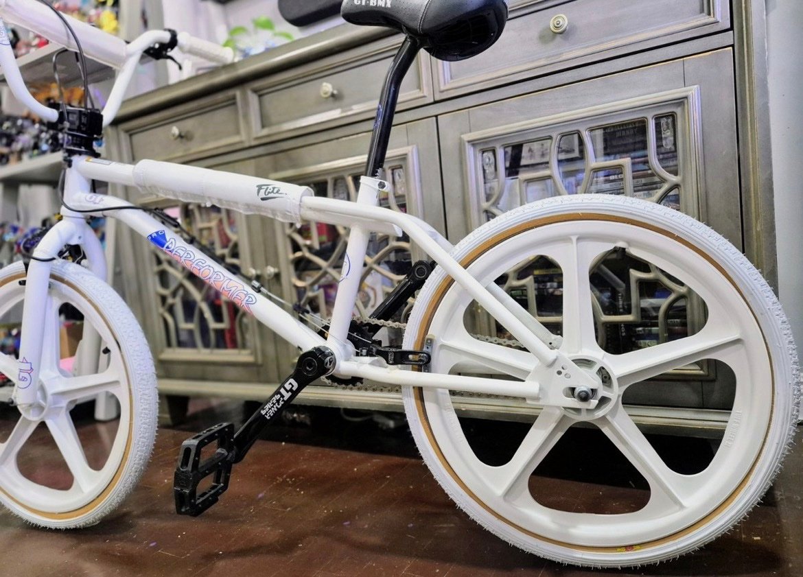 2019 GT Pro Performer Heritage BMX Bike 20" White, With Add Ons (Discontinued) - Image 3