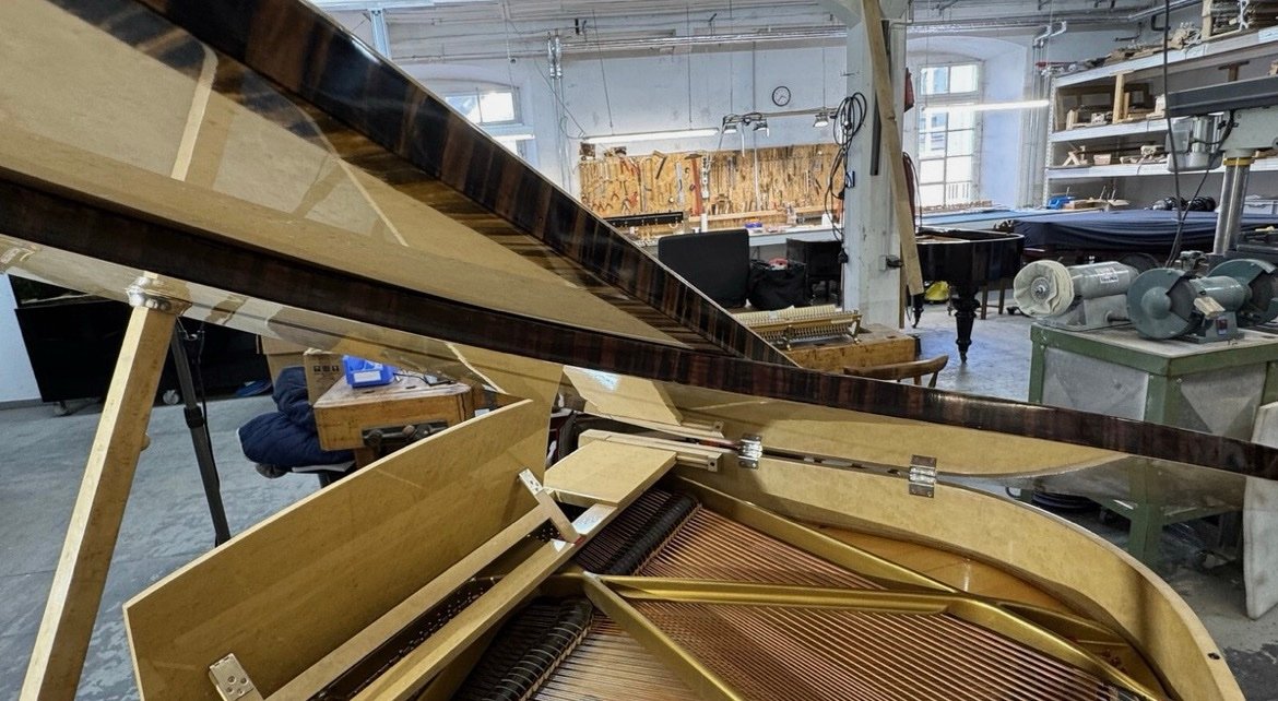 Allison London Grand Piano - Image 4