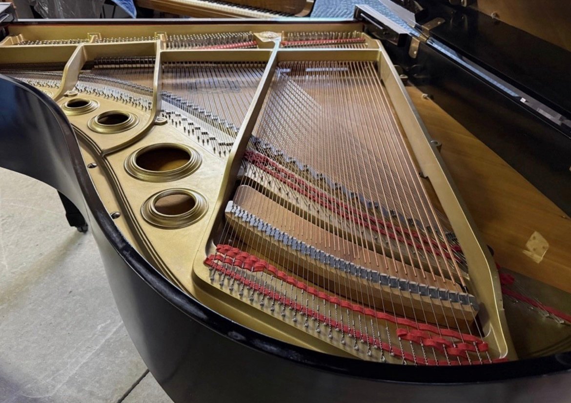 Yamaha C3 Conservatory Grand Piano Made in Japan 1982 - Image 7