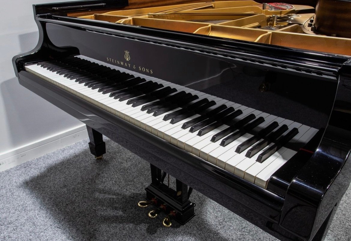 STEINWAY MODEL B GRAND PIANO. AROUND 30 YEARS OLD 5 YEAR GUARANTEE. - Image 2