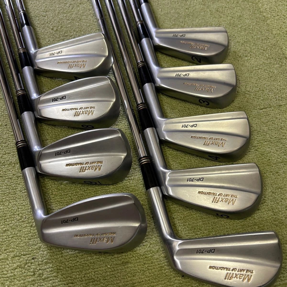 Used DUNLOP PRO MODEL DP-701 #2 -PW, irons Dynamic Gold S200