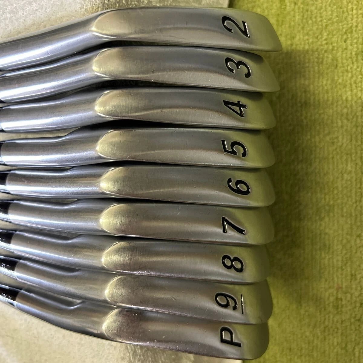 Used DUNLOP PRO MODEL DP-701 #2 -PW, irons Dynamic Gold S200 - Image 3