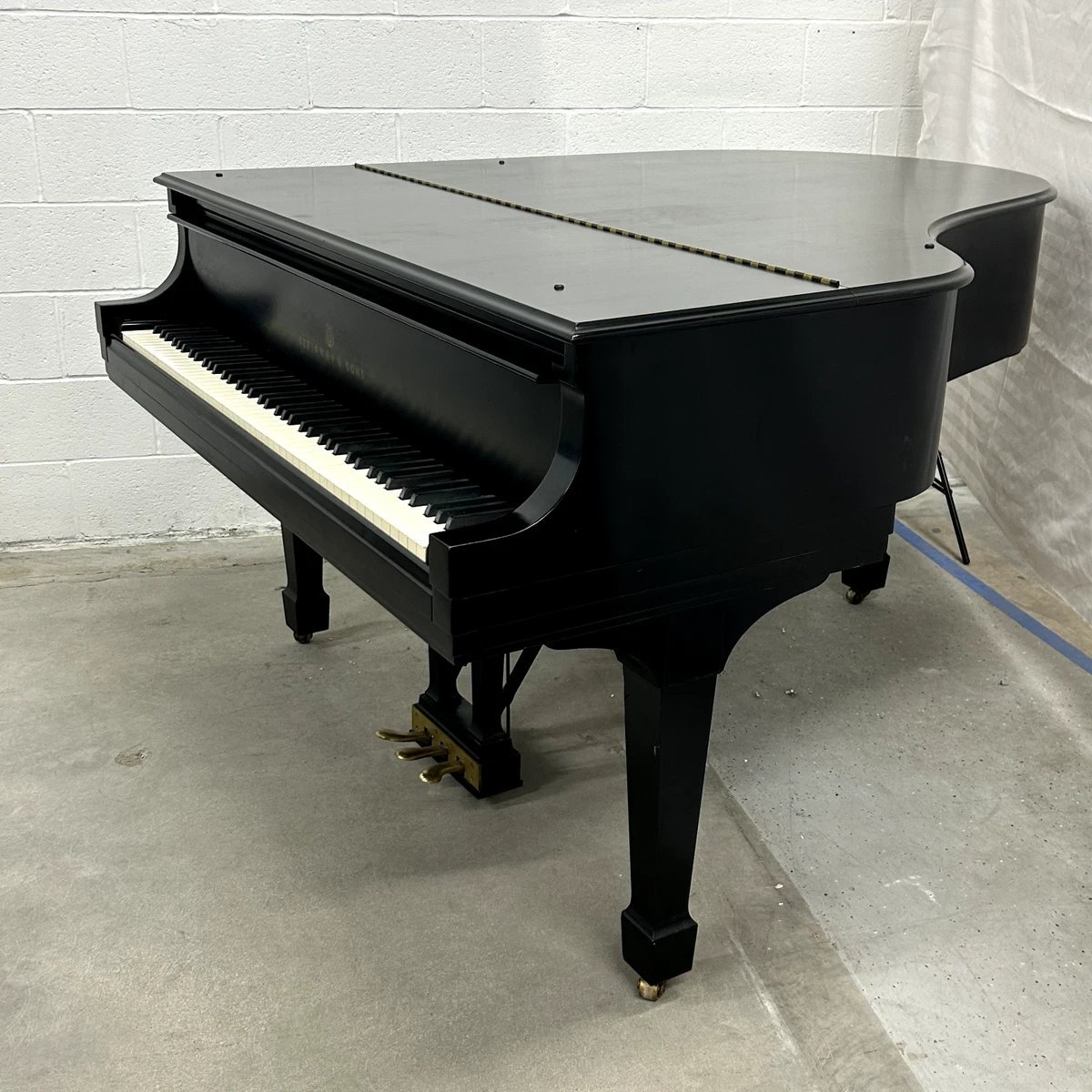 Steinway & Sons Model M Grand Piano 1980. - Image 7