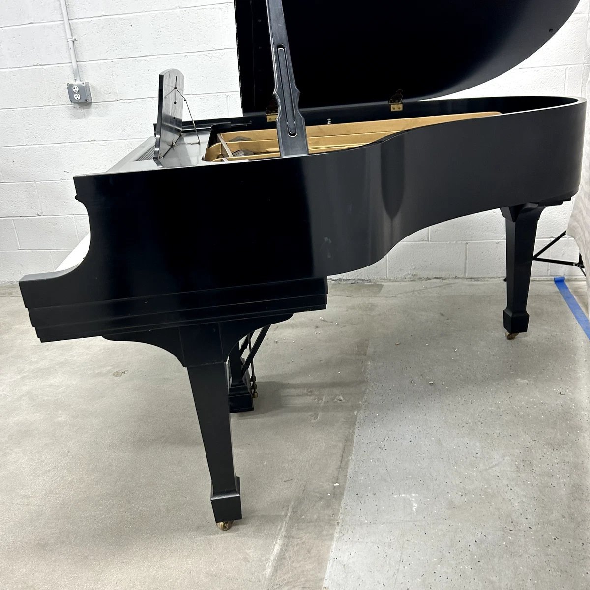 Steinway & Sons Model M Grand Piano 1980. - Image 8