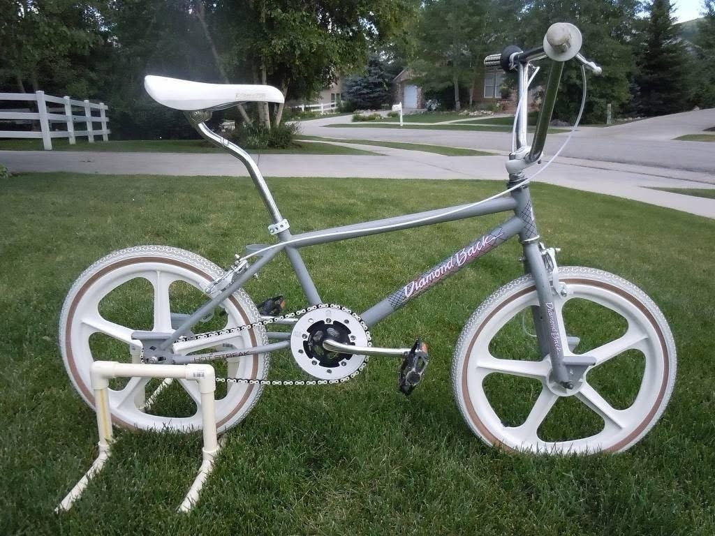 🔥 Rare Collector’s Dream – 1985 Vintage Diamondback Bicycles Hot Streak BMX 🚲✨