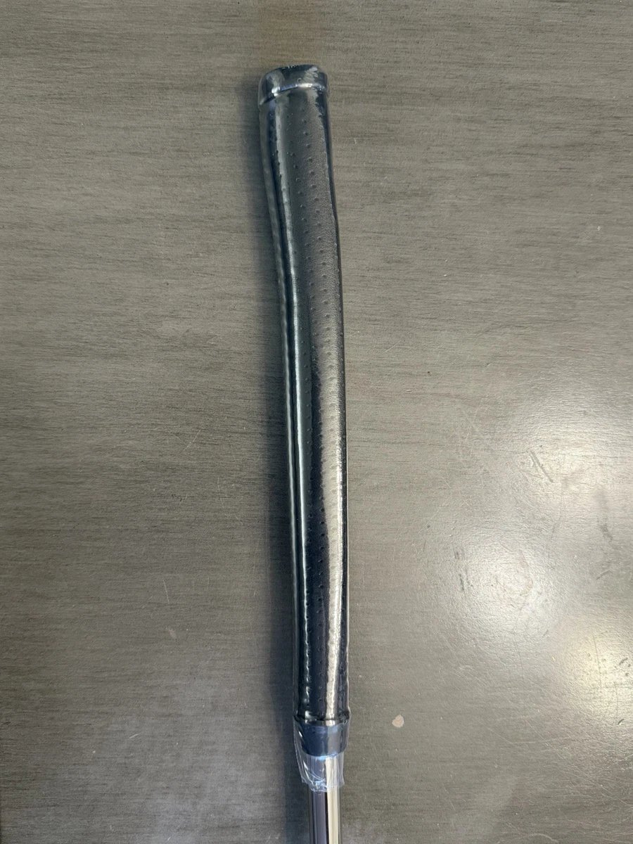 Bettinardi President Trump 45-47 Left Handed Putter - Image 9